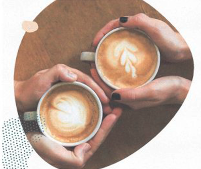 2 Hände mit Kaffee